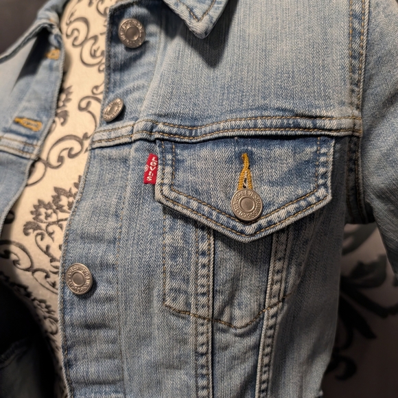 Levi's Denim Original Trucker Jacket- Womens XS - Picture 4 of 5